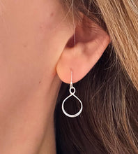 Load image into Gallery viewer, sterling silver twist drop earrings on model