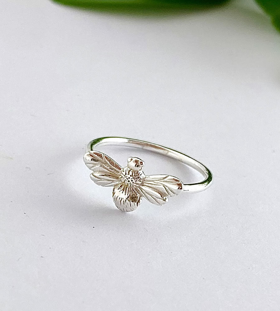 sterling silver bee ring