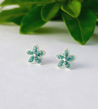 Load image into Gallery viewer, sterling silver blue sparkle studs