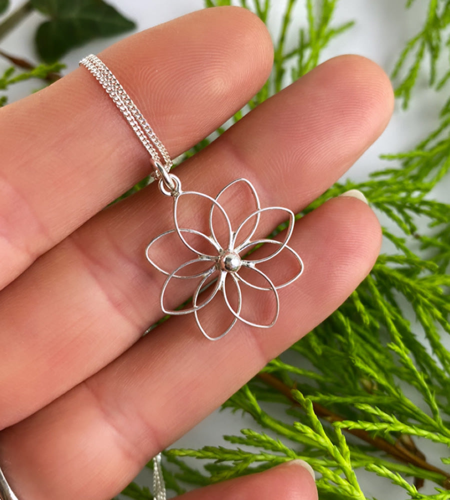 Bridal Silver Flower Pearl Necklace. – Riorita-Jewelry